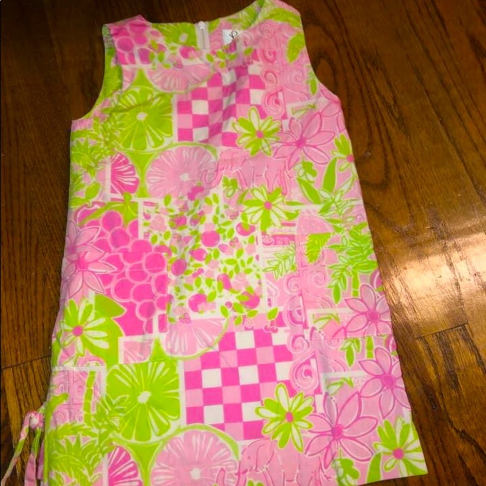 Perfect white label Lilly